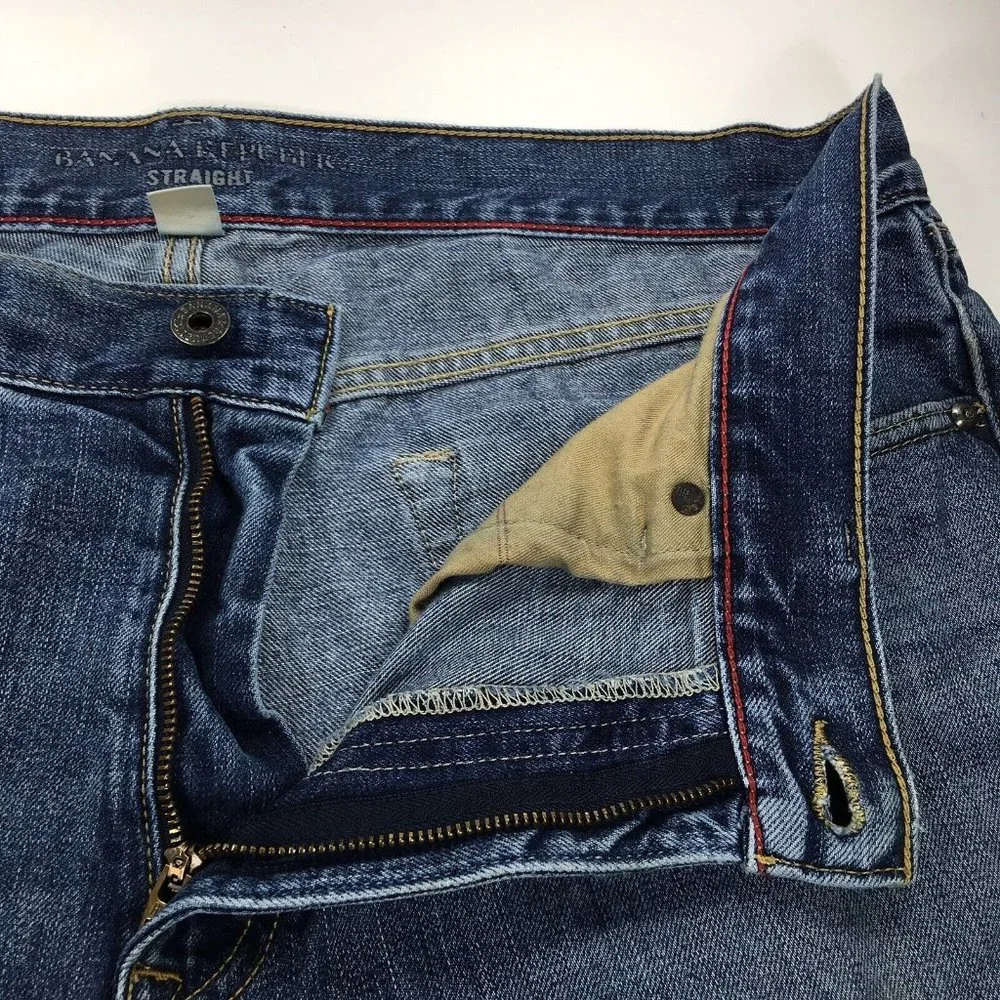 Banana Republic Mens Straight Blue Jeans sz 35x30 Denim Destroyed‎ Cuffs